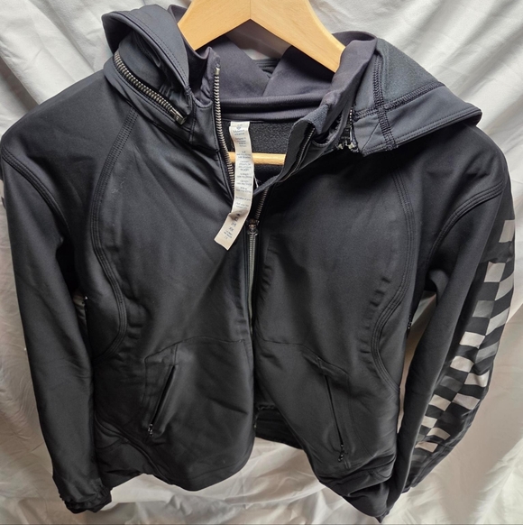 Lululemon Feelin’ Frosty Softshell Jacket – Black – Size 10 - Picture 5 of 5